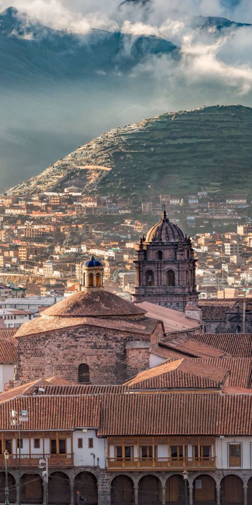 Driving in Cusco, PE