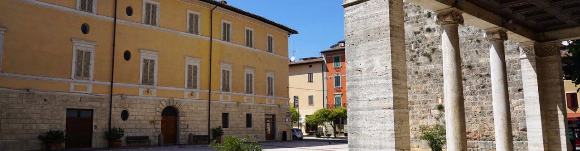 Chiusi night skyline