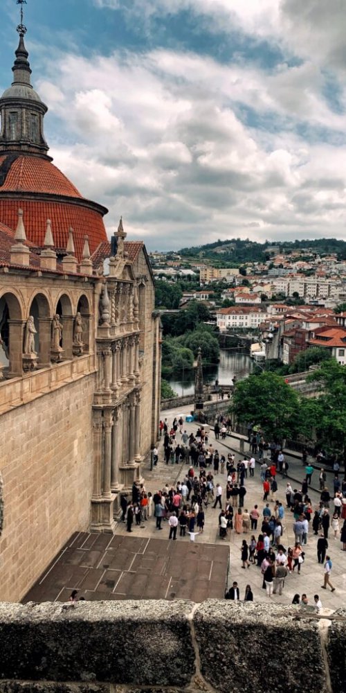 Driving in Amarante, PT