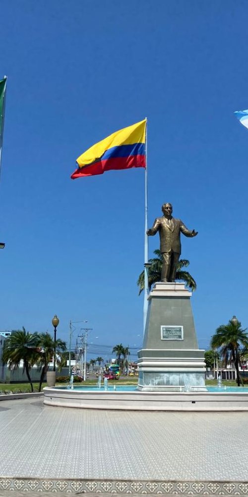 Driving in Machala, EC