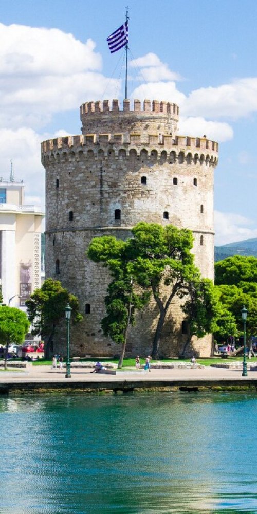 Driving scene in Thessaloniki