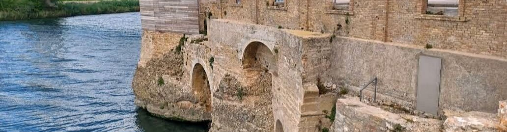 Amposta night skyline