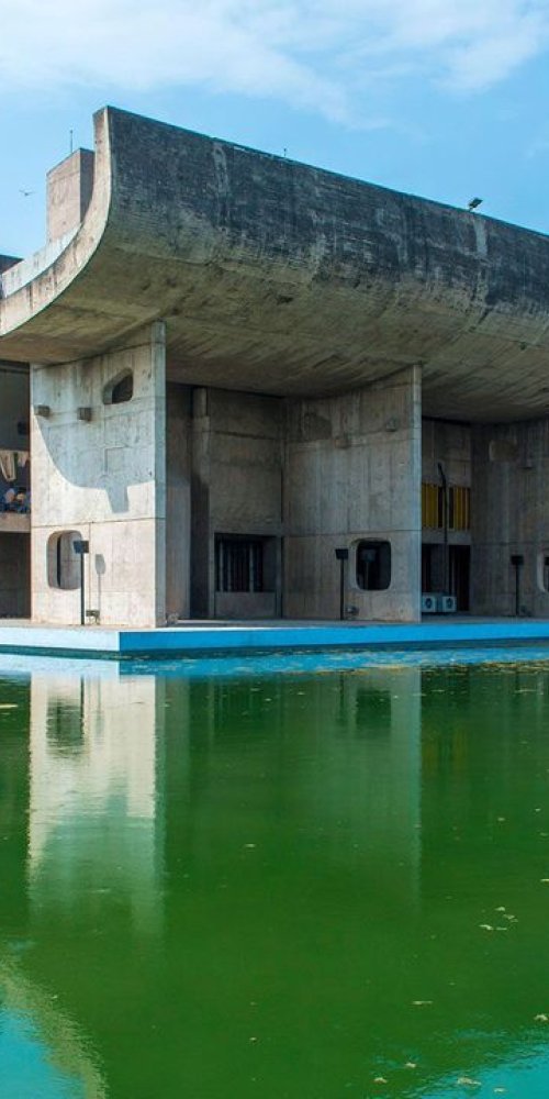 Driving in Chandīgarh, IN