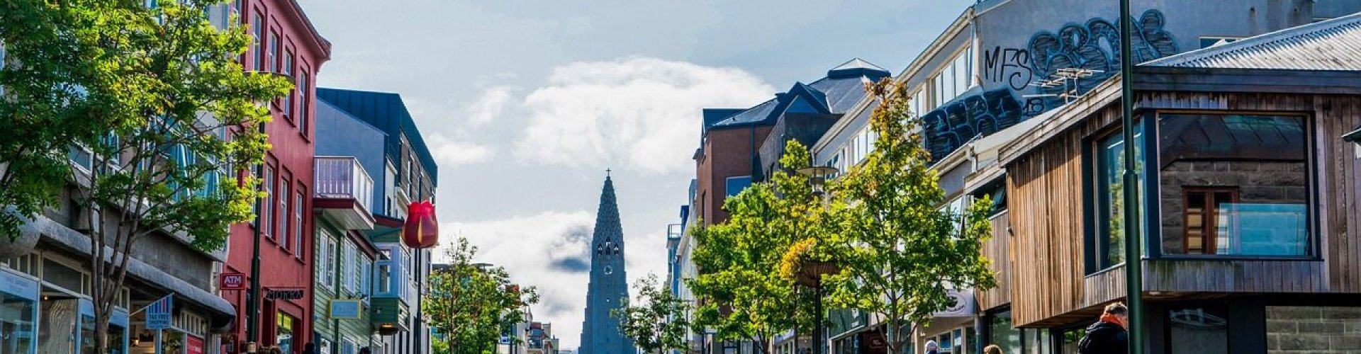 Reykjavík night skyline