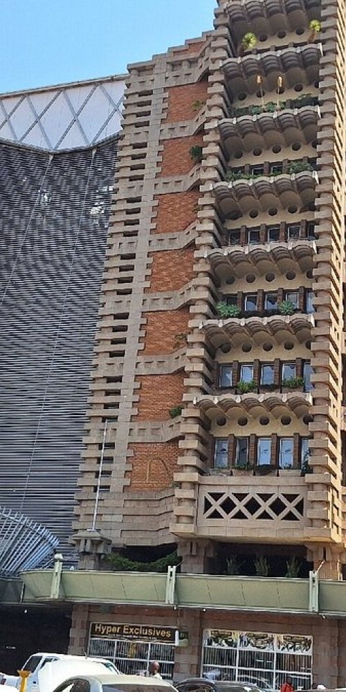 Driving in Harare, ZW